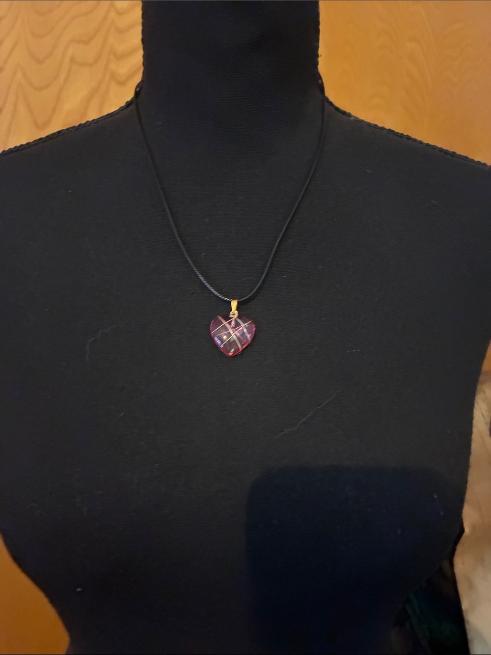 Heart-Shaped Pink Glass Pendant Necklace - Elegant Women’s Jewelry